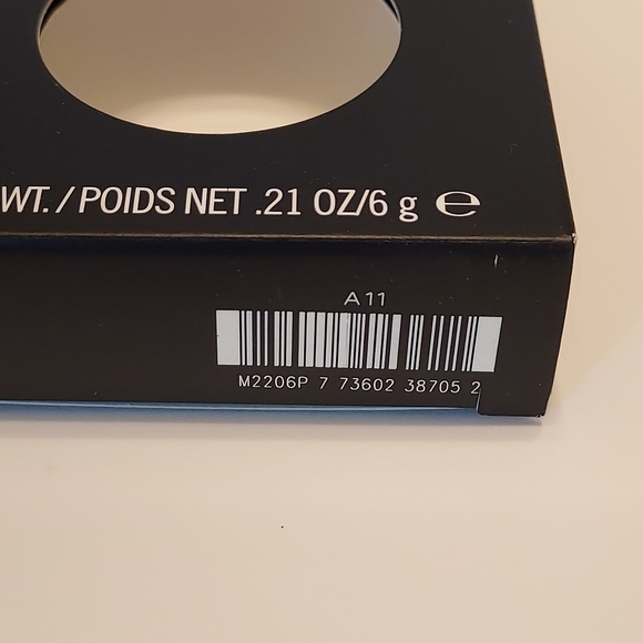 MAC Powder Blush *SWISS CHOCOLATE* / .21 oz / New in box - Picture 5 of 5